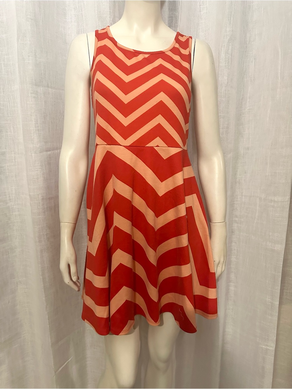 Love Fire Chevron Skater Dress Medium Red Orange Zig Zag Pattern Sleeveless M